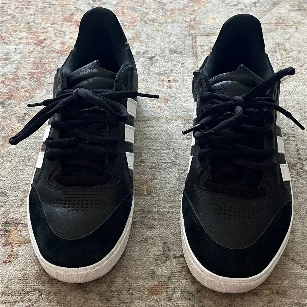 Adidas Men's Black and White Tyshawn Sneakers - Picture 2 of 8